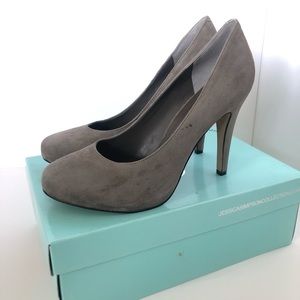 JESSICA SIMPSON Mary, Suede Platform Pump, Color-Smoke, Sz 8.5, NWB